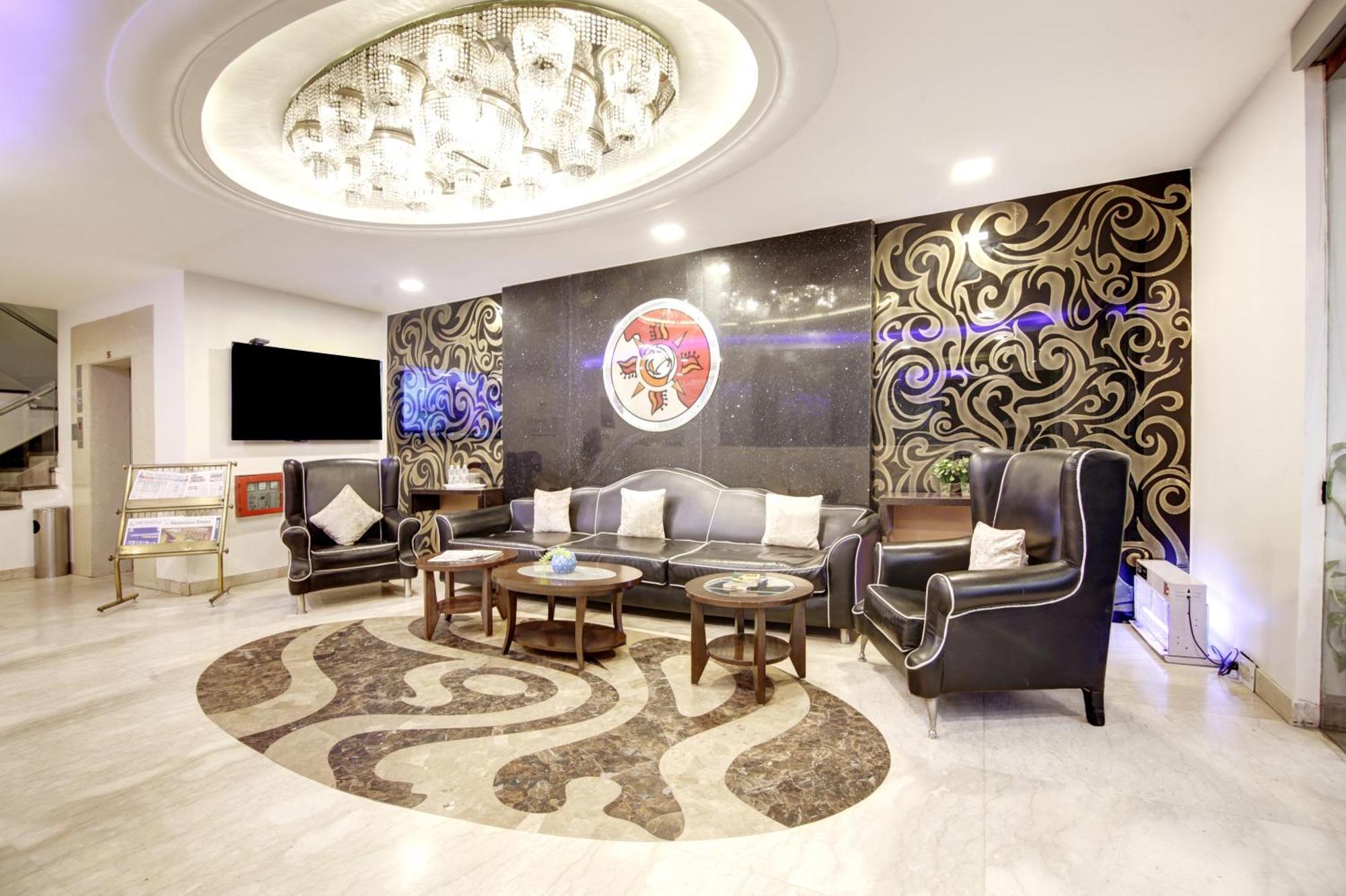 Hotel Good Times Near Ganga Ram Hospital And Karol Bagh Metro Delhi  Exterior foto