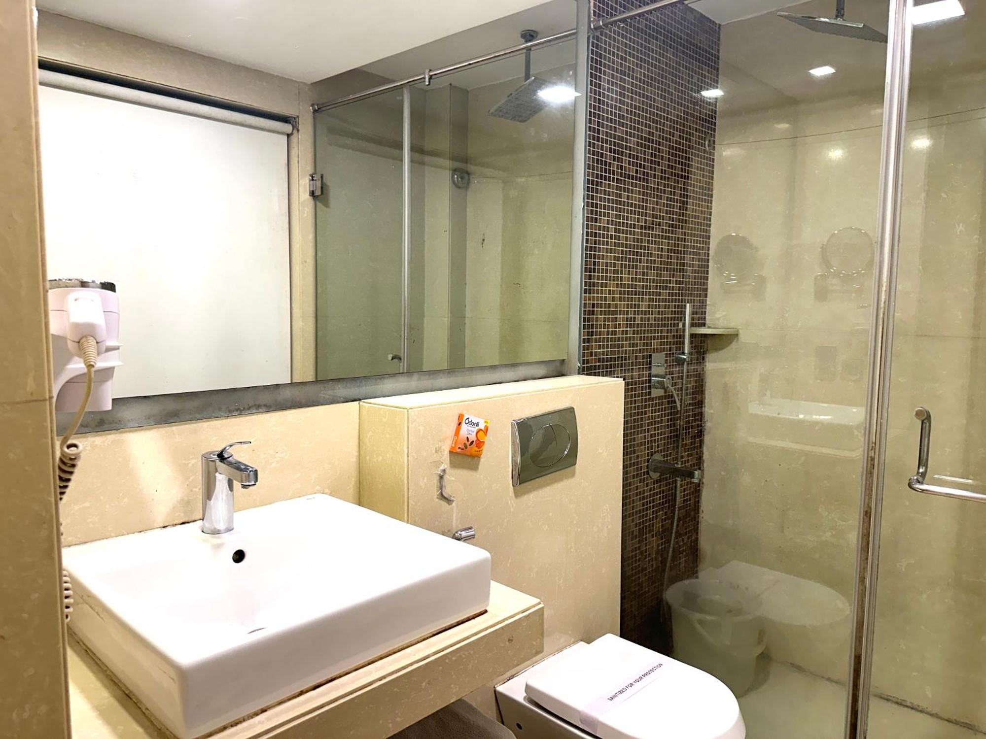 Hotel Good Times Near Ganga Ram Hospital And Karol Bagh Metro Delhi  Exterior foto