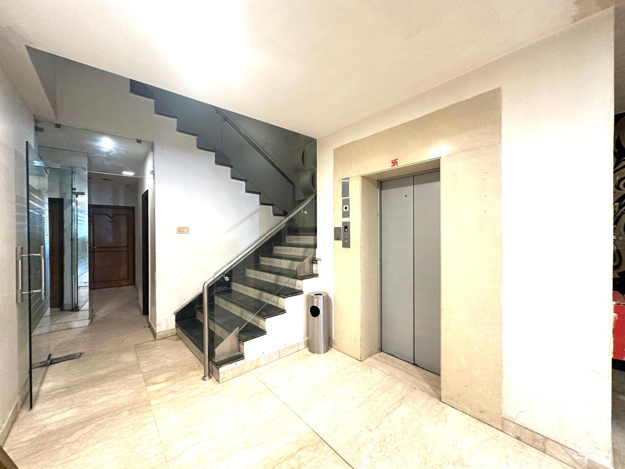 Hotel Good Times Near Ganga Ram Hospital And Karol Bagh Metro Delhi  Exterior foto